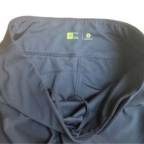 Xersion Black Pink Capri Yoga Pants Size Medium - Picture 4 of 5